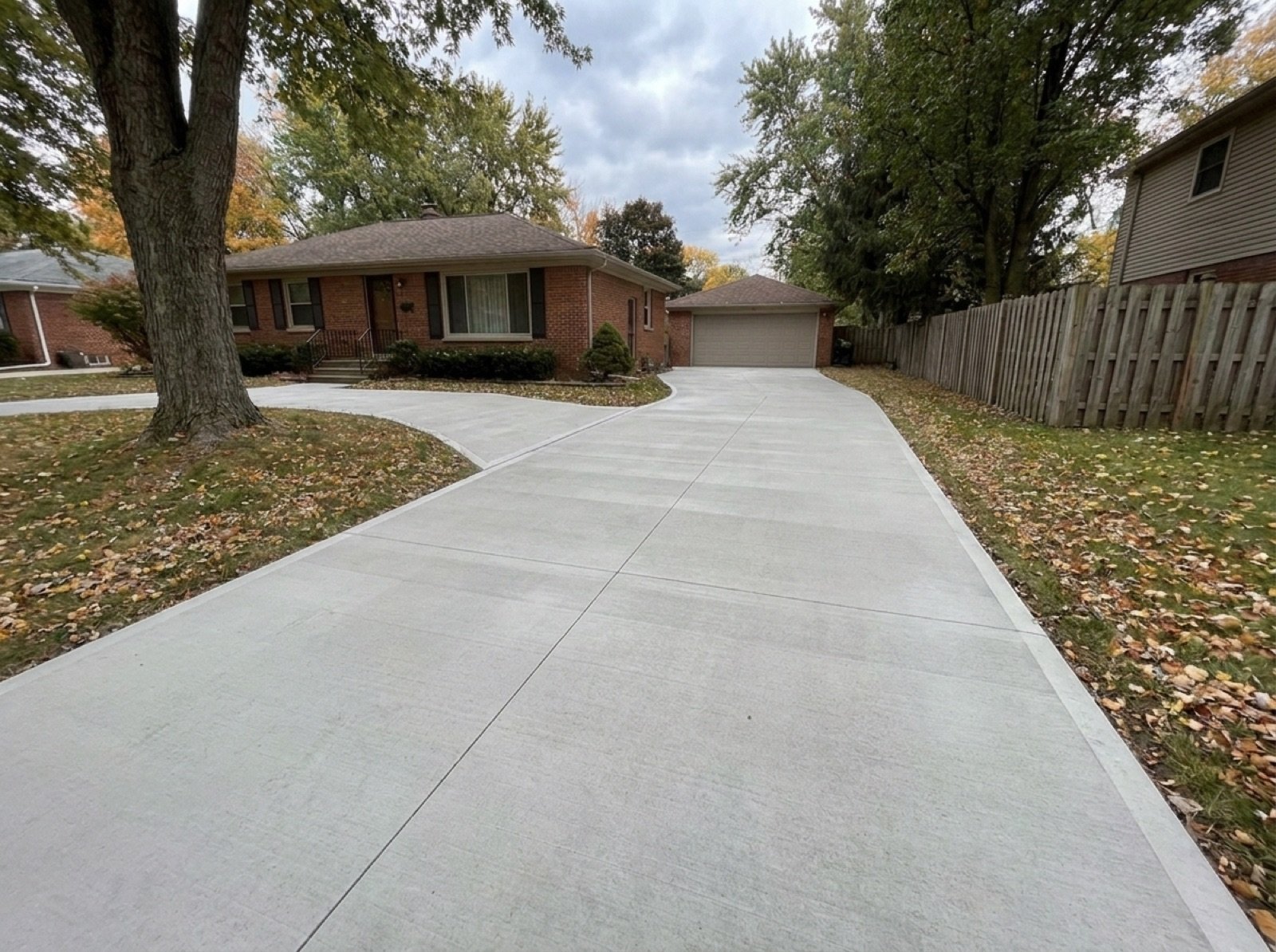 Traditional Concrete Driveways in Michigan project photo 3